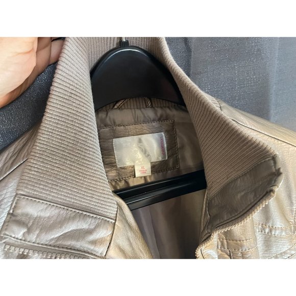 Metallic Jacket - Picture 7 of 11